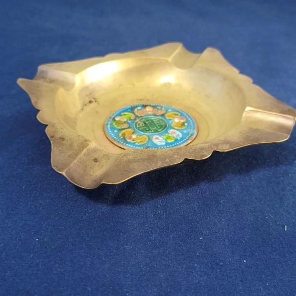 Vintage Asian Lucky Bat Brass Ashtray - Picture 2 of 8